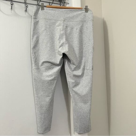 Outdoor Voices Two-Tone 3/4 Leggings Capri Pants Size Extra Large XL - Picture 3 of 7